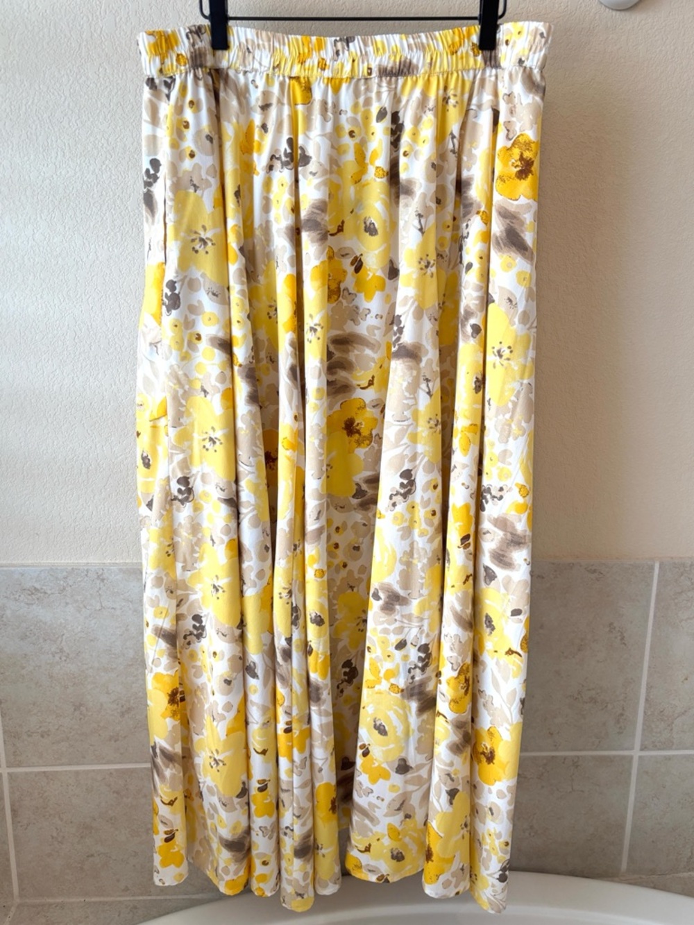 Cato Floral Maxi Skirt Yellow White Tan Lightweight Flowy Pull On Style Size XL - Picture 8 of 8